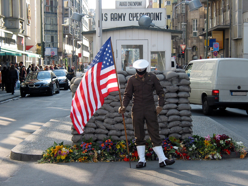 checkpoint charlie (2)